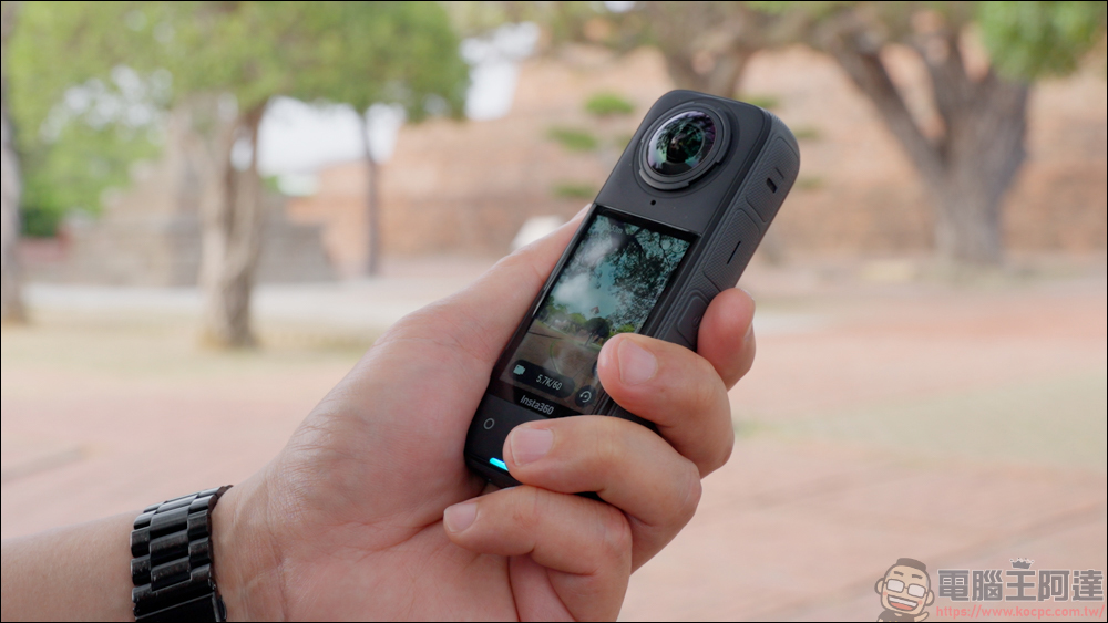 Insta360 X4 開箱動手玩:首款真 8K 全景運動相機,畫質全面提升 - 電腦王阿達 Insta360 X4 開箱動手玩:首款真 8K 全景運動相機,畫質全面提升 - 電腦王阿達