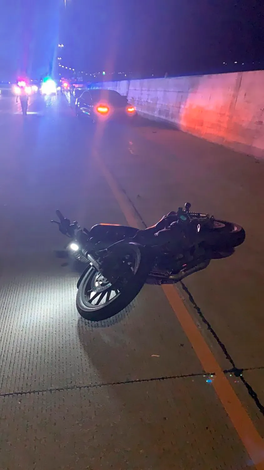 特斯拉 Autopilot 再出包?華盛頓州騎士被追尾身亡 肇事司機稱「過於相信 Autopilot 」 - 電腦王阿達 特斯拉 Autopilot 再出包?華盛頓州騎士被追尾身亡 肇事司機稱「過於相信 Autopilot 」 - 電腦王阿達