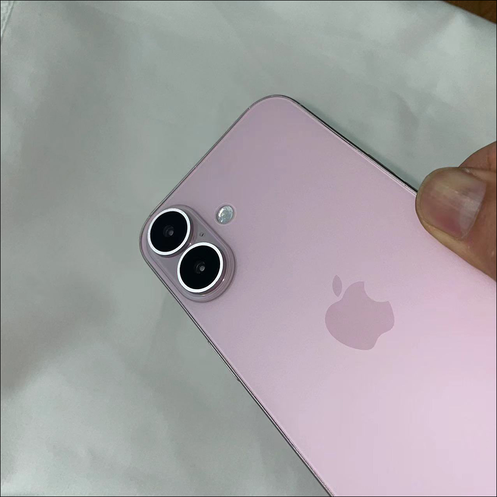 iPhone 16 系列樣機首次曝光!四款機型尺寸皆不同 - 電腦王阿達 iPhone 16 系列樣機首次曝光!四款機型尺寸皆不同 - 電腦王阿達