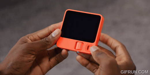 MKBHD 評測 Rabbit R1 心得:續航力差、出現幻覺、能使用的應用有限等多個痛點 - 電腦王阿達 MKBHD 評測 Rabbit R1 心得:續航力差、出現幻覺、能使用的應用有限等多個痛點 - 電腦王阿達