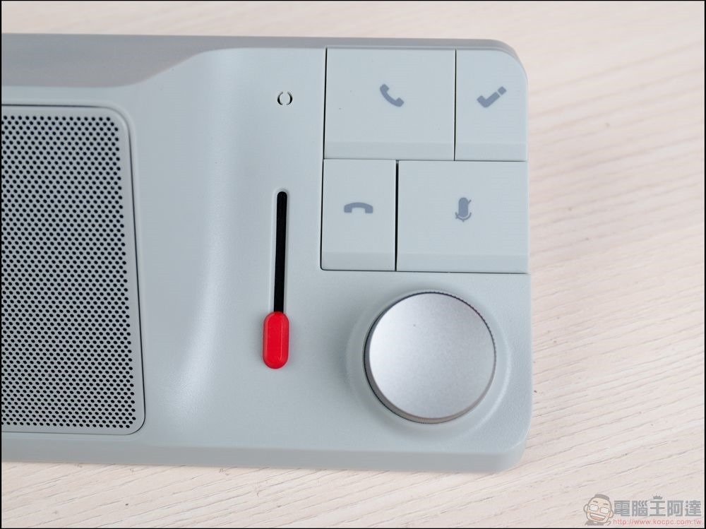 HiDock H1 開箱:終身免費錄音LINE、FB通話、電話、各種線上會議內容轉文字摘要的超強11多功能神器06 HiDock H1 開箱:終身免費錄音LINE、FB通話、電話、各種線上會議內容轉文字摘要的超強11多功能神器06