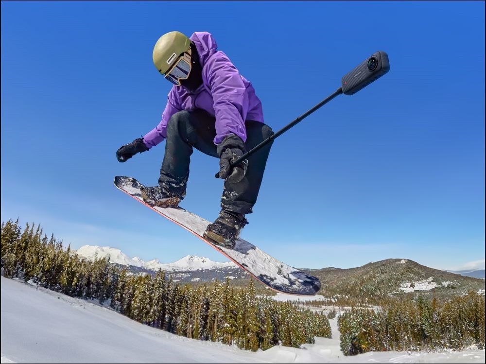 Insta360 X4-Snowboarding