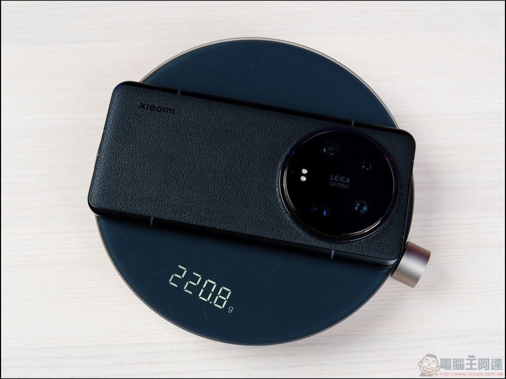 Xiaomi 14 Ultra 開箱 - 15 Xiaomi 14 Ultra 開箱 - 15