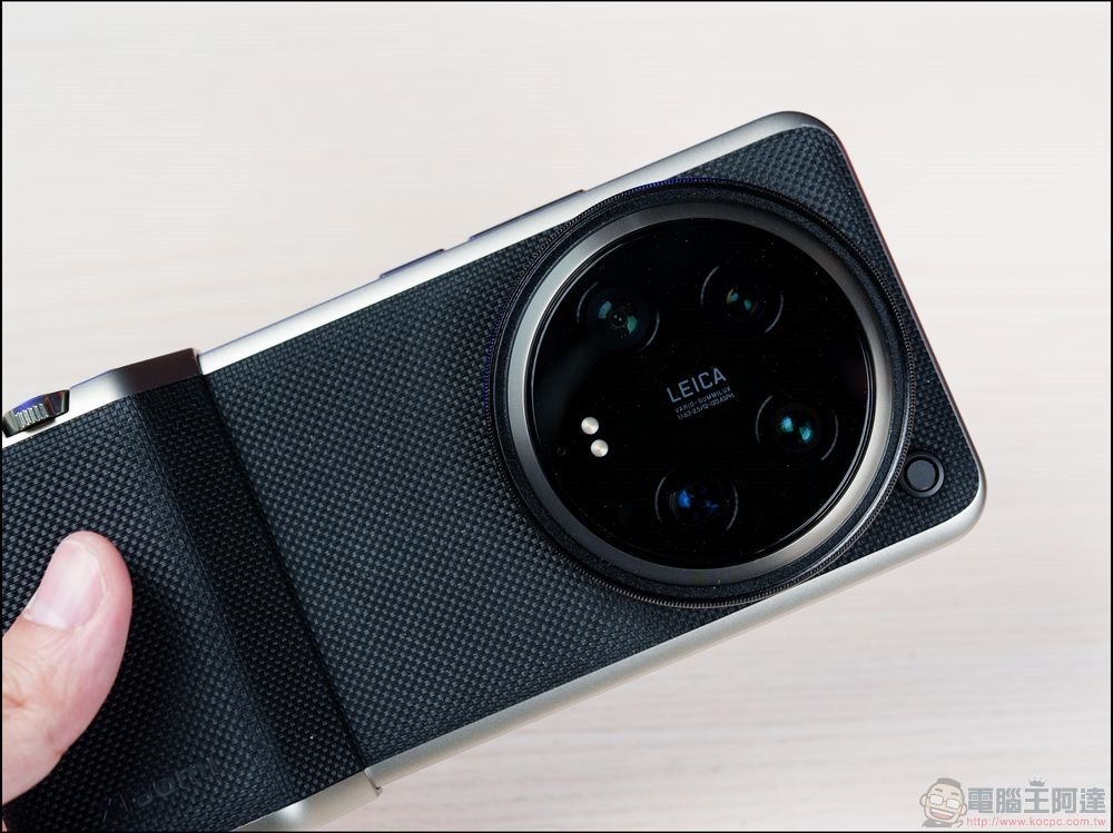 Xiaomi 14 Ultra 開箱 - 29 Xiaomi 14 Ultra 開箱 - 29