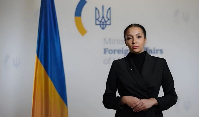 烏克蘭宣布將使用 AI 人工智慧虛擬人物 Victoria Shi 作為外交部發言人發表官方聲明 - 電腦王阿達