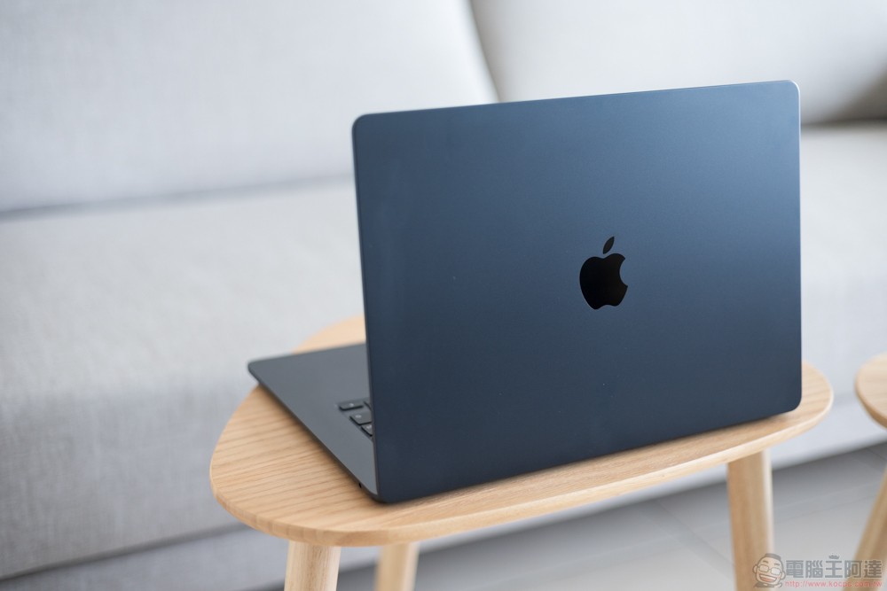 Pro 的界線,M3 MacBook Air 生活使用體驗(同場加映 Studio Display 開箱體驗) - 電腦王阿達 Pro 的界線,M3 MacBook Air 生活使用體驗(同場加映 Studio Display 開箱體驗) - 電腦王阿達