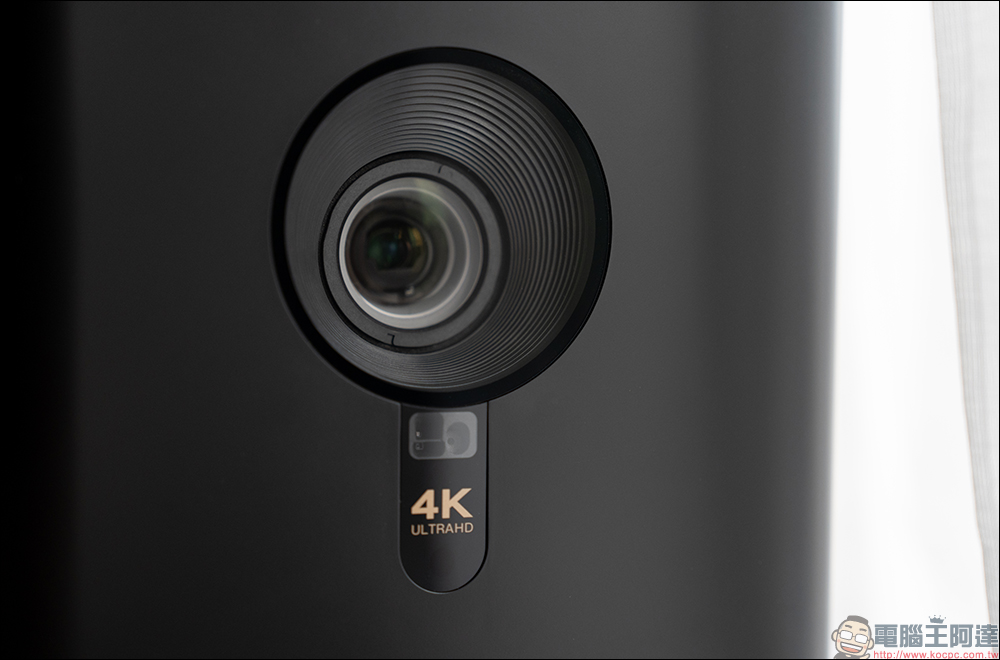 OVO K9 真 4K 無框電視開箱|4K 高畫質與超高亮度兼具智慧投影機,最大 300 吋!低延遲遊戲不卡頓、還能唱歌! - 電腦王阿達 OVO K9 真 4K 無框電視開箱|4K 高畫質與超高亮度兼具智慧投影機,最大 300 吋!低延遲遊戲不卡頓、還能唱歌! - 電腦王阿達
