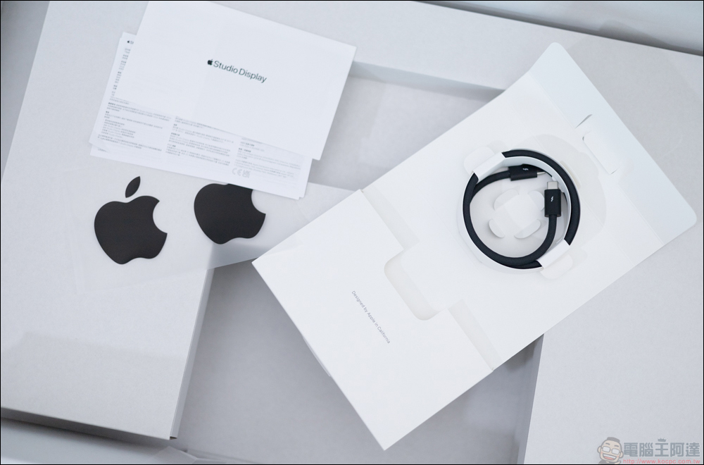 響應環保,全新 iPad Air 與 iPad Pro 盒裝將不再附贈經典蘋果貼紙,歐洲市場就連 USB-C 充電器也不附 - 電腦王阿達 響應環保,全新 iPad Air 與 iPad Pro 盒裝將不再附贈經典蘋果貼紙,歐洲市場就連 USB-C 充電器也不附 - 電腦王阿達