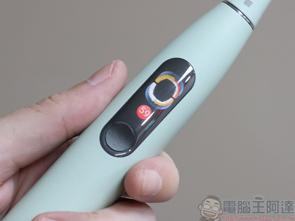 Oclean X Ultra WiFi 智慧電動牙刷開箱實測:骨傳導 AI 語音指導正確潔牙力度與區域,全齒清潔不漏刷 - 電腦王阿達 Oclean X Ultra WiFi 智慧電動牙刷開箱實測:骨傳導 AI 語音指導正確潔牙力度與區域,全齒清潔不漏刷 - 電腦王阿達