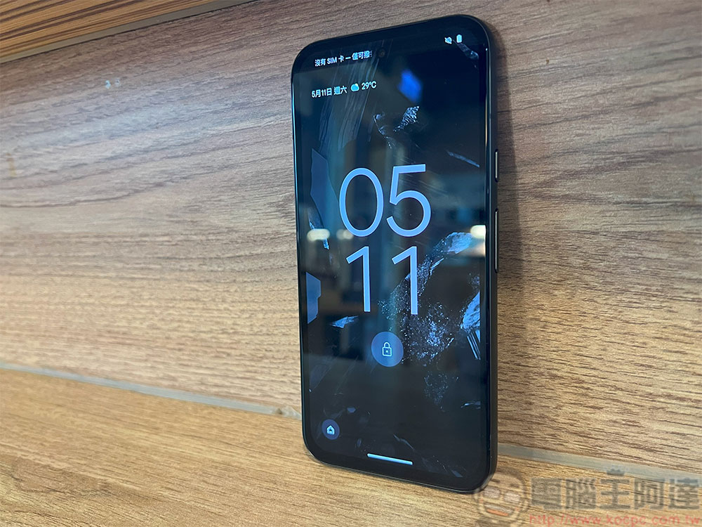 Google Pixel 8a 上手實測:AI 加身聰明伶俐,平價入手無壓力 - 電腦王阿達 Google Pixel 8a 上手實測:AI 加身聰明伶俐,平價入手無壓力 - 電腦王阿達