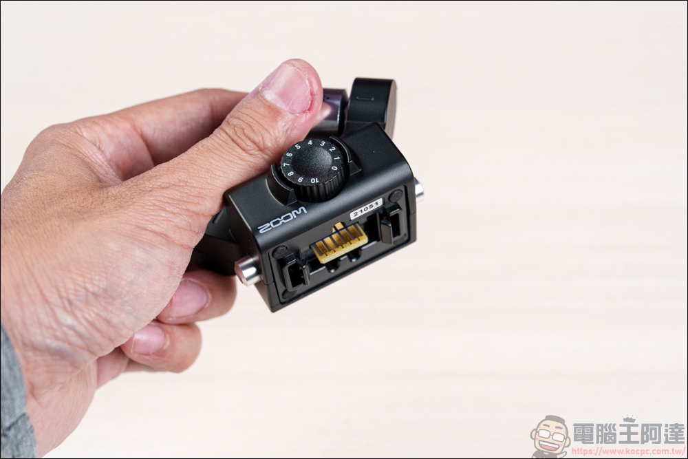 Zoom H8 手持數位錄音機|專業收音卻擁有高CP值價位 - 電腦王阿達 Zoom H8 手持數位錄音機|專業收音卻擁有高CP值價位 - 電腦王阿達