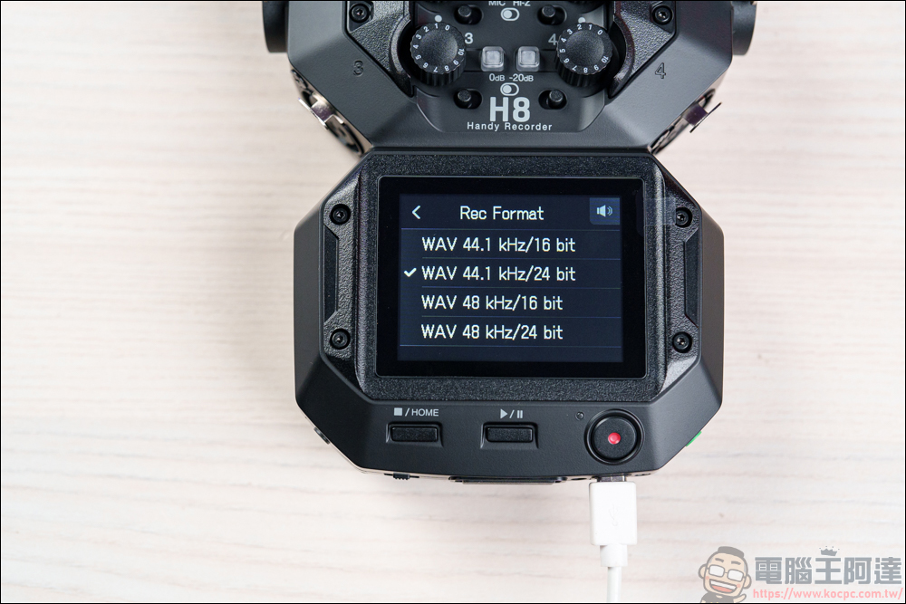 Zoom H8 手持數位錄音機|專業收音卻擁有高CP值價位 - 電腦王阿達 Zoom H8 手持數位錄音機|專業收音卻擁有高CP值價位 - 電腦王阿達