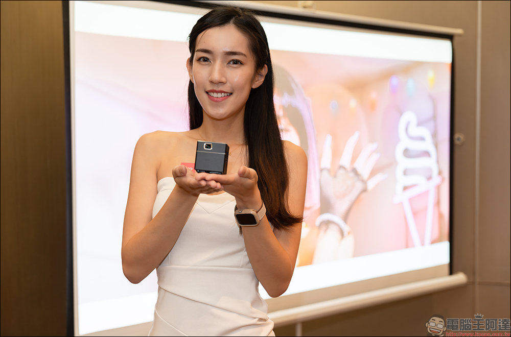 OVO 真 4K 無框電視、可 K 歌 HiFi 電視正式發表 - 電腦王阿達 OVO 真 4K 無框電視、可 K 歌 HiFi 電視正式發表 - 電腦王阿達