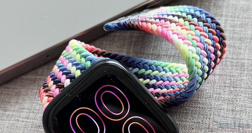 跟 iPhone 新動態桌布超搭!Apple Watch 驕傲特別版編織單圈錶環開箱動手玩 - 電腦王阿達 跟 iPhone 新動態桌布超搭!Apple Watch 驕傲特別版編織單圈錶環開箱動手玩 - 電腦王阿達
