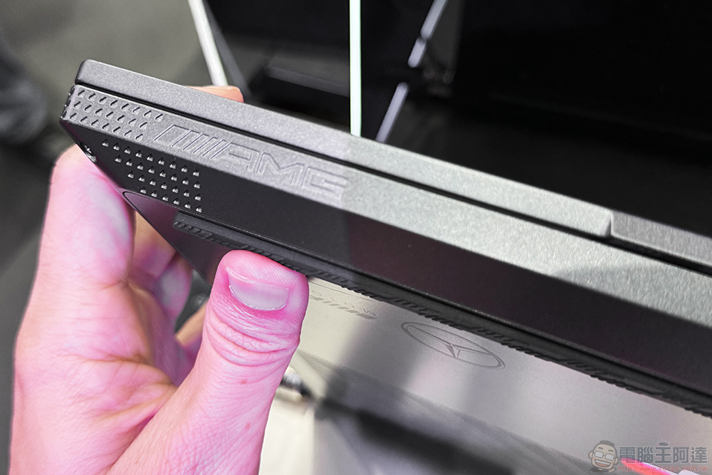 微星於 Computex 展出新世代 AI+ 筆電,八吋版 MSI Claw 8 AI+ 電競掌機現身! - 電腦王阿達 微星於 Computex 展出新世代 AI+ 筆電,八吋版 MSI Claw 8 AI+ 電競掌機現身! - 電腦王阿達
