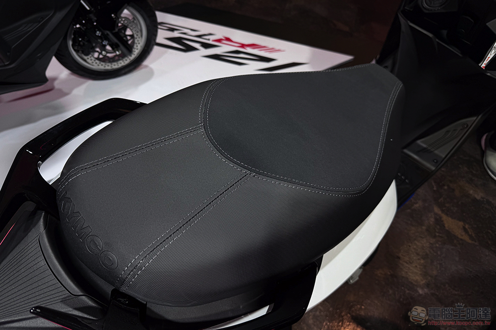 水冷+ISG 油電科技上身!KYMCO RTS 135 正式發表,更高階款 16.5 PS 的 RTS R 165 同步登場啟動預購 - 電腦王阿達 水冷+ISG 油電科技上身!KYMCO RTS 135 正式發表,更高階款 16.5 PS 的 RTS R 165 同步登場啟動預購 - 電腦王阿達