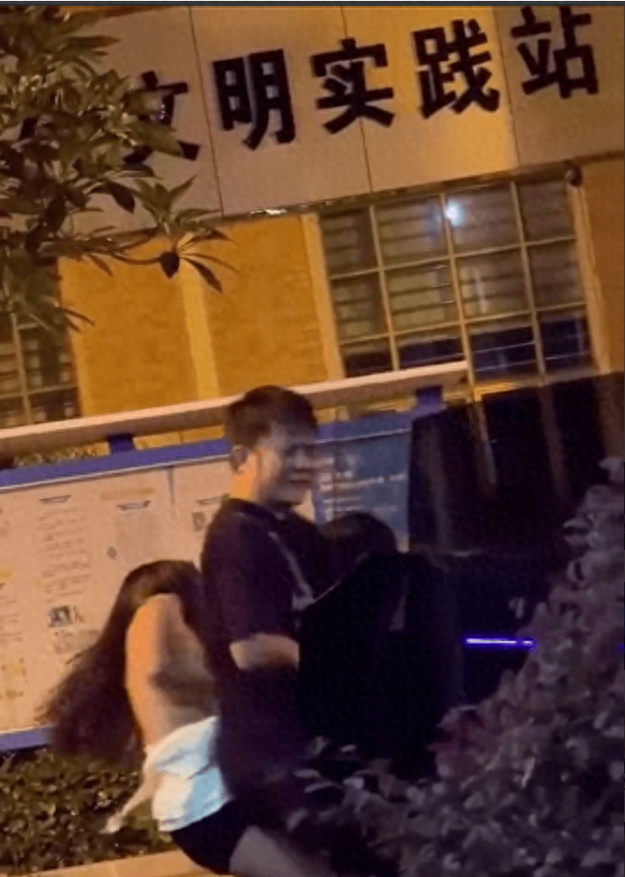 特斯拉哨兵模式秒變捉姦神器!中國女車主抓包老公偷情現場 - 電腦王阿達 特斯拉哨兵模式秒變捉姦神器!中國女車主抓包老公偷情現場 - 電腦王阿達