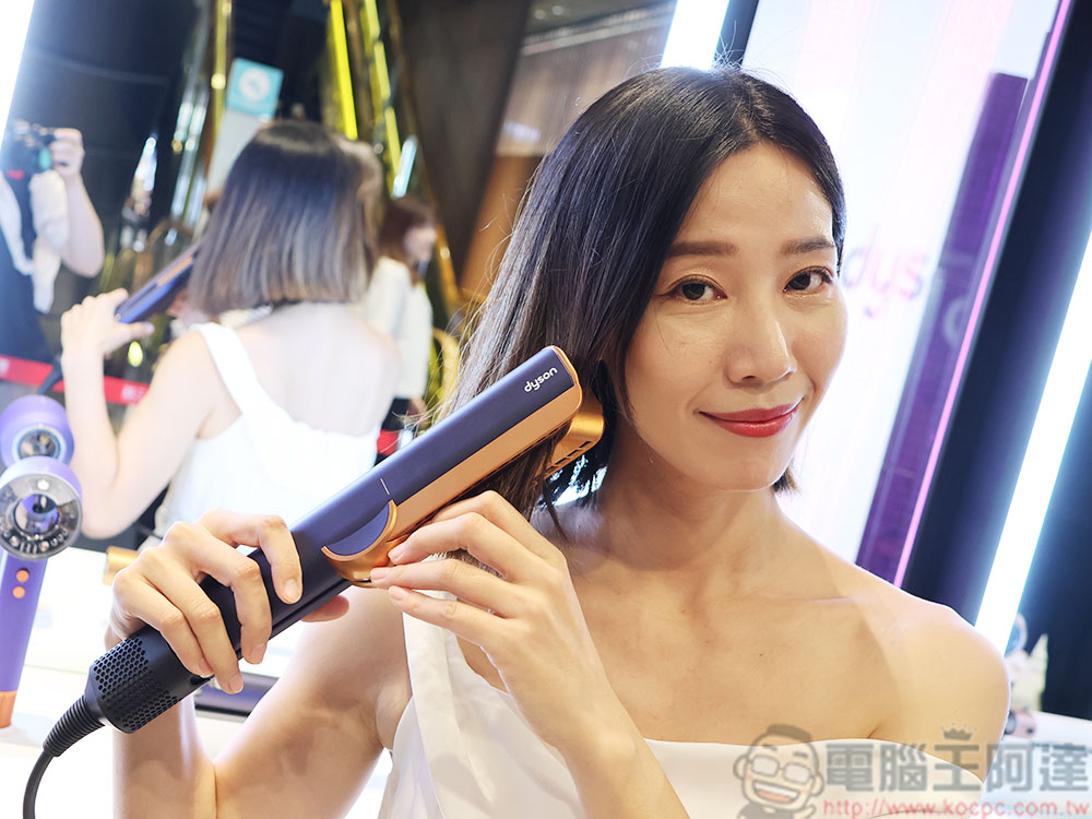 全新 Dyson Airstrait 二合一吹風直髮器登場,吹乾、直髮一次到位 - 電腦王阿達 全新 Dyson Airstrait 二合一吹風直髮器登場,吹乾、直髮一次到位 - 電腦王阿達
