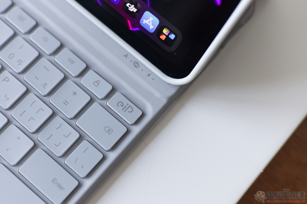 M4 iPad Pro 與 M2 iPad Air 開箱!同場加映:超高 CP 值 eiP Maglite Keyboard 2 與 Pencil 2 搭配心得 - 電腦王阿達 M4 iPad Pro 與 M2 iPad Air 開箱!同場加映:超高 CP 值 eiP Maglite Keyboard 2 與 Pencil 2 搭配心得 - 電腦王阿達
