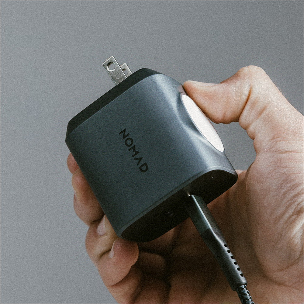 NOMAD 推出內建 Apple Watch 充電器的 65W GaN 快速充電器,雙 USB-C 與 Made for Apple Watch 認證 - 電腦王阿達 NOMAD 推出內建 Apple Watch 充電器的 65W GaN 快速充電器,雙 USB-C 與 Made for Apple Watch 認證 - 電腦王阿達