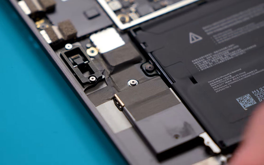 Microsoft 透過 40 分鐘的影片全力宣傳 Surface Pro 的可修復性 - 電腦王阿達 Microsoft 透過 40 分鐘的影片全力宣傳 Surface Pro 的可修復性 - 電腦王阿達