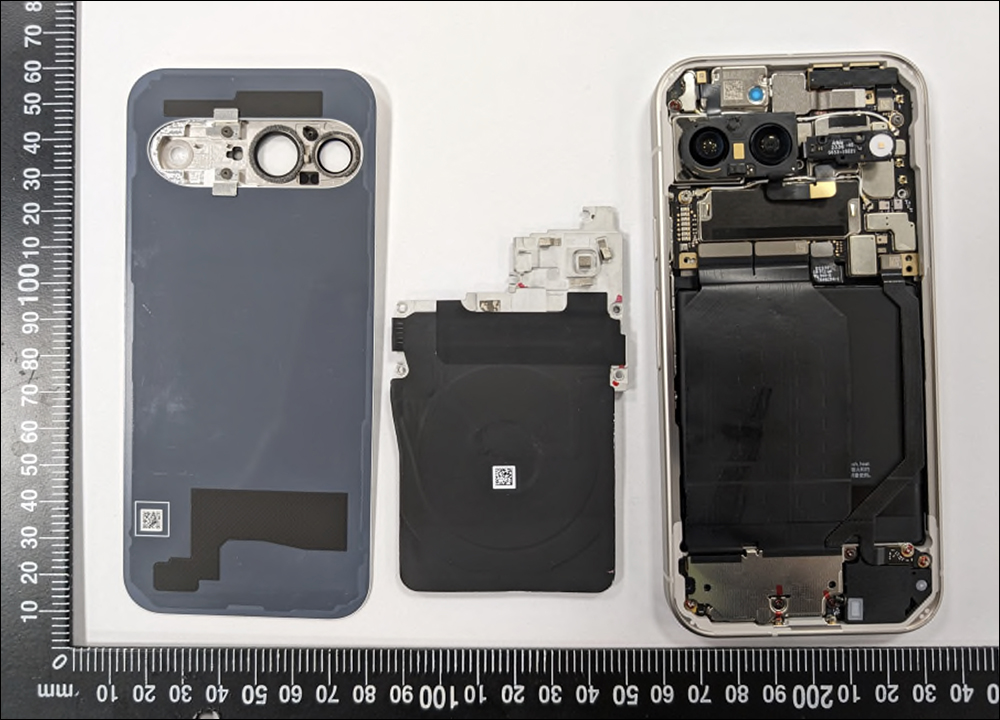 Google Pixel 9 系列與 Pixel 折疊旗艦通過 NCC 認證,外觀全面提前大洩漏!還有全新 45W USB-C 快充頭一併亮相 - 電腦王阿達 Google Pixel 9 系列與 Pixel 折疊旗艦通過 NCC 認證,外觀全面提前大洩漏!還有全新 45W USB-C 快充頭一併亮相 - 電腦王阿達
