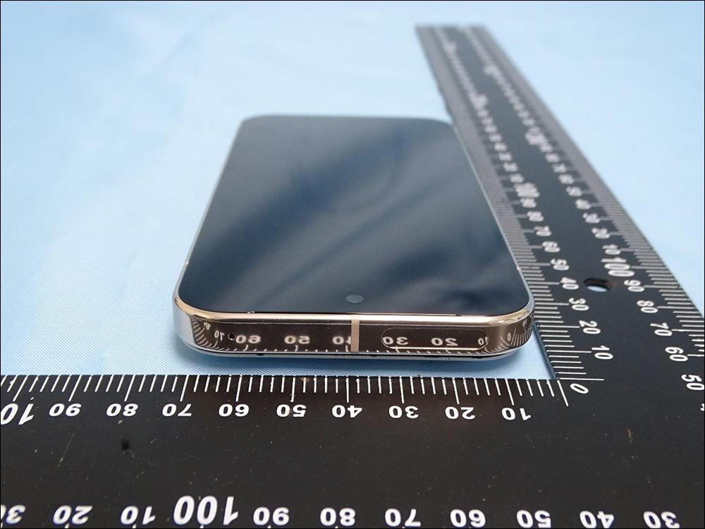 Google Pixel 9 系列與 Pixel 折疊旗艦通過 NCC 認證,外觀全面提前大洩漏!還有全新 45W USB-C 快充頭一併亮相 - 電腦王阿達 Google Pixel 9 系列與 Pixel 折疊旗艦通過 NCC 認證,外觀全面提前大洩漏!還有全新 45W USB-C 快充頭一併亮相 - 電腦王阿達
