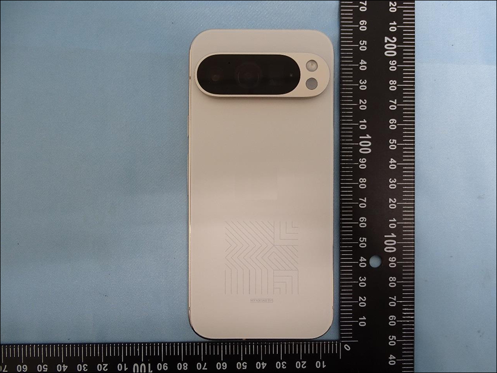 Google Pixel 9 系列與 Pixel 折疊旗艦通過 NCC 認證,外觀全面提前大洩漏!還有全新 45W USB-C 快充頭一併亮相 - 電腦王阿達 Google Pixel 9 系列與 Pixel 折疊旗艦通過 NCC 認證,外觀全面提前大洩漏!還有全新 45W USB-C 快充頭一併亮相 - 電腦王阿達