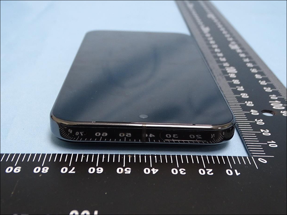 Google Pixel 9 系列與 Pixel 折疊旗艦通過 NCC 認證,外觀全面提前大洩漏!還有全新 45W USB-C 快充頭一併亮相 - 電腦王阿達 Google Pixel 9 系列與 Pixel 折疊旗艦通過 NCC 認證,外觀全面提前大洩漏!還有全新 45W USB-C 快充頭一併亮相 - 電腦王阿達