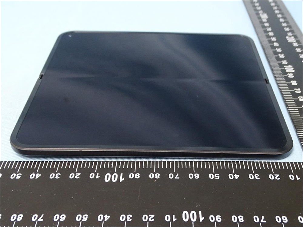 Google Pixel 9 系列與 Pixel 折疊旗艦通過 NCC 認證,外觀全面提前大洩漏!還有全新 45W USB-C 快充頭一併亮相 - 電腦王阿達 Google Pixel 9 系列與 Pixel 折疊旗艦通過 NCC 認證,外觀全面提前大洩漏!還有全新 45W USB-C 快充頭一併亮相 - 電腦王阿達
