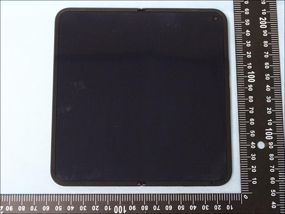 Google Pixel 9 系列與 Pixel 折疊旗艦通過 NCC 認證,外觀全面提前大洩漏!還有全新 45W USB-C 快充頭一併亮相 - 電腦王阿達 Google Pixel 9 系列與 Pixel 折疊旗艦通過 NCC 認證,外觀全面提前大洩漏!還有全新 45W USB-C 快充頭一併亮相 - 電腦王阿達