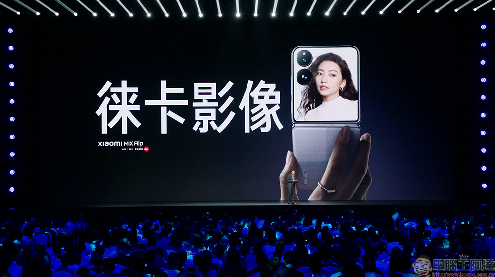 小米 Xiaomi MIX Flip 旗艦小折疊正式發表:4.01 吋1.5K超大外螢幕、還能養超可愛萌寵,另有拍立得相印機配件可玩! - 電腦王阿達 小米 Xiaomi MIX Flip 旗艦小折疊正式發表:4.01 吋1.5K超大外螢幕、還能養超可愛萌寵,另有拍立得相印機配件可玩! - 電腦王阿達
