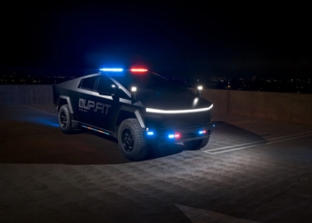 世界最酷警車！美國改裝公司打造全球首款 Cybertruck 警車