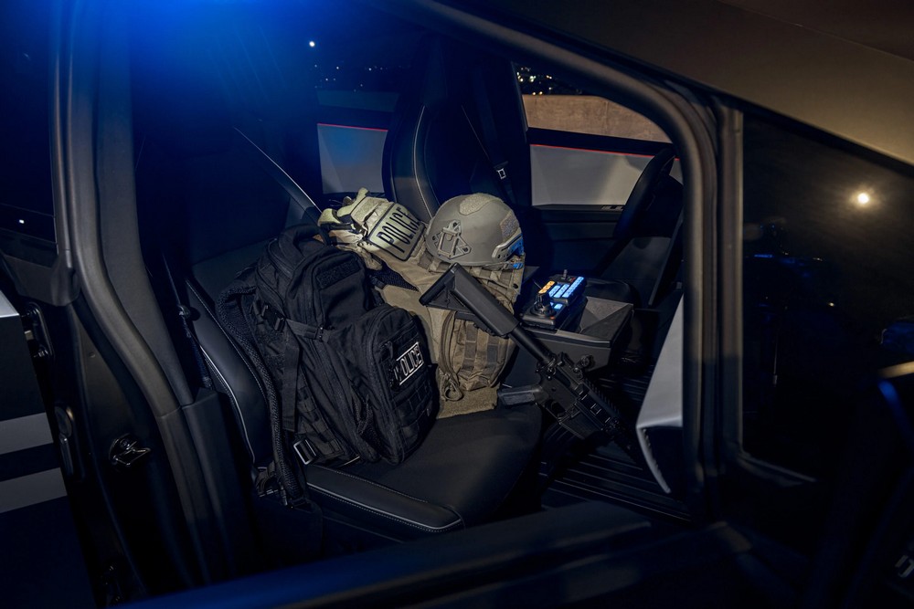 世界最酷警車!美國改裝公司打造全球首款 Cybertruck 警車 - 電腦王阿達 世界最酷警車!美國改裝公司打造全球首款 Cybertruck 警車 - 電腦王阿達