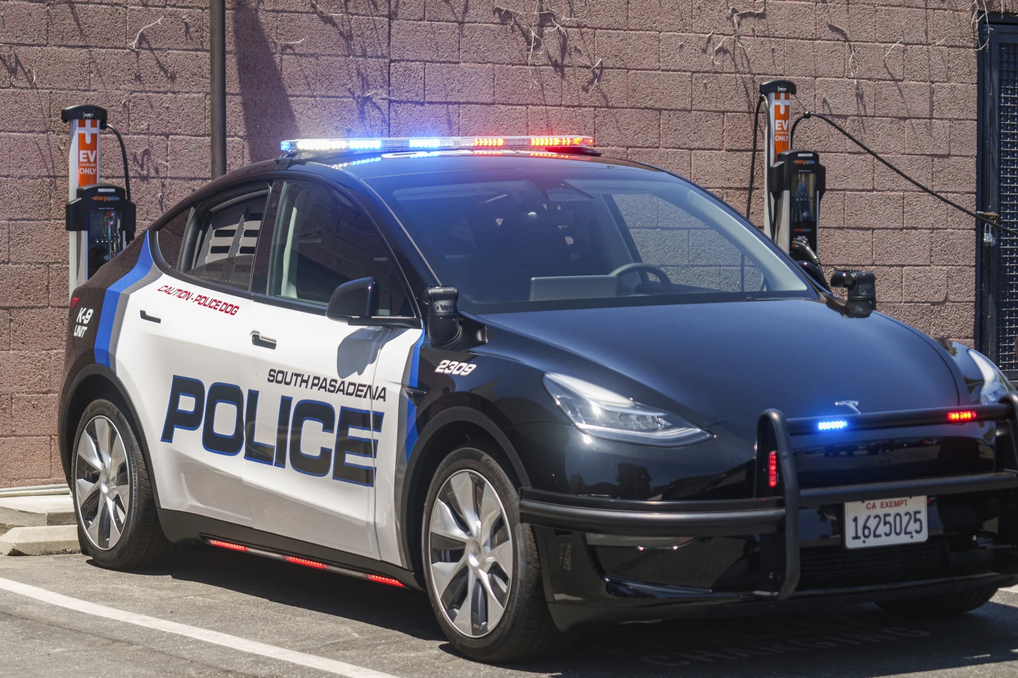 南加州南帕薩迪納市率先實現警車 100% 電動化!成為首個全面採用特斯拉電動警車的城市 - 電腦王阿達 南加州南帕薩迪納市率先實現警車 100% 電動化!成為首個全面採用特斯拉電動警車的城市 - 電腦王阿達