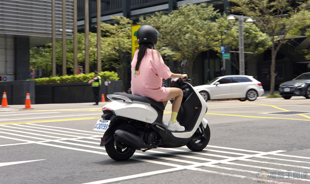 給最優的 Girl,光陽優格 Yogurt 125 是如何給人甜而不膩的「電車感」駕馭新體驗(產品訪談+試駕心得) - 電腦王阿達 給最優的 Girl,光陽優格 Yogurt 125 是如何給人甜而不膩的「電車感」駕馭新體驗(產品訪談+試駕心得) - 電腦王阿達