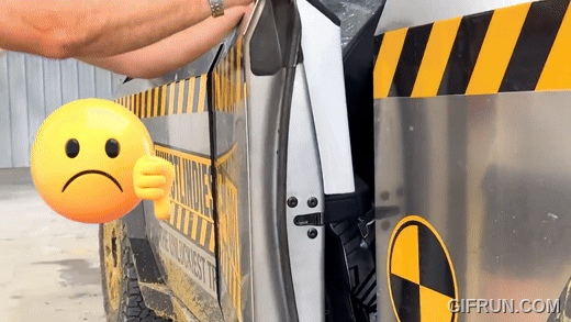 特斯拉 Cybertruck 耐久性大比拼:與 Ford F-150 的全方位對決 - 電腦王阿達 特斯拉 Cybertruck 耐久性大比拼:與 Ford F-150 的全方位對決 - 電腦王阿達