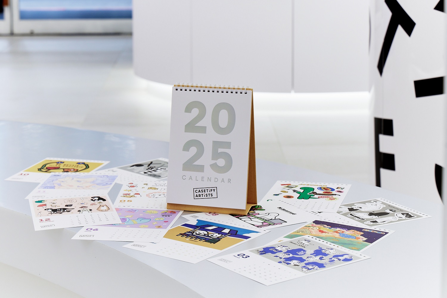 CASETiFY 全台首間街邊門市於台中勤美 誠品綠園道盛大開幕!攜手台日藝術家共創在地生活藝術塗鴉 以潮流新棲地蔓延創造力 - 電腦王阿達 開幕首六日推出門市限定滿額贈:2025 年台灣限定 CASETiFY 藝術家月曆