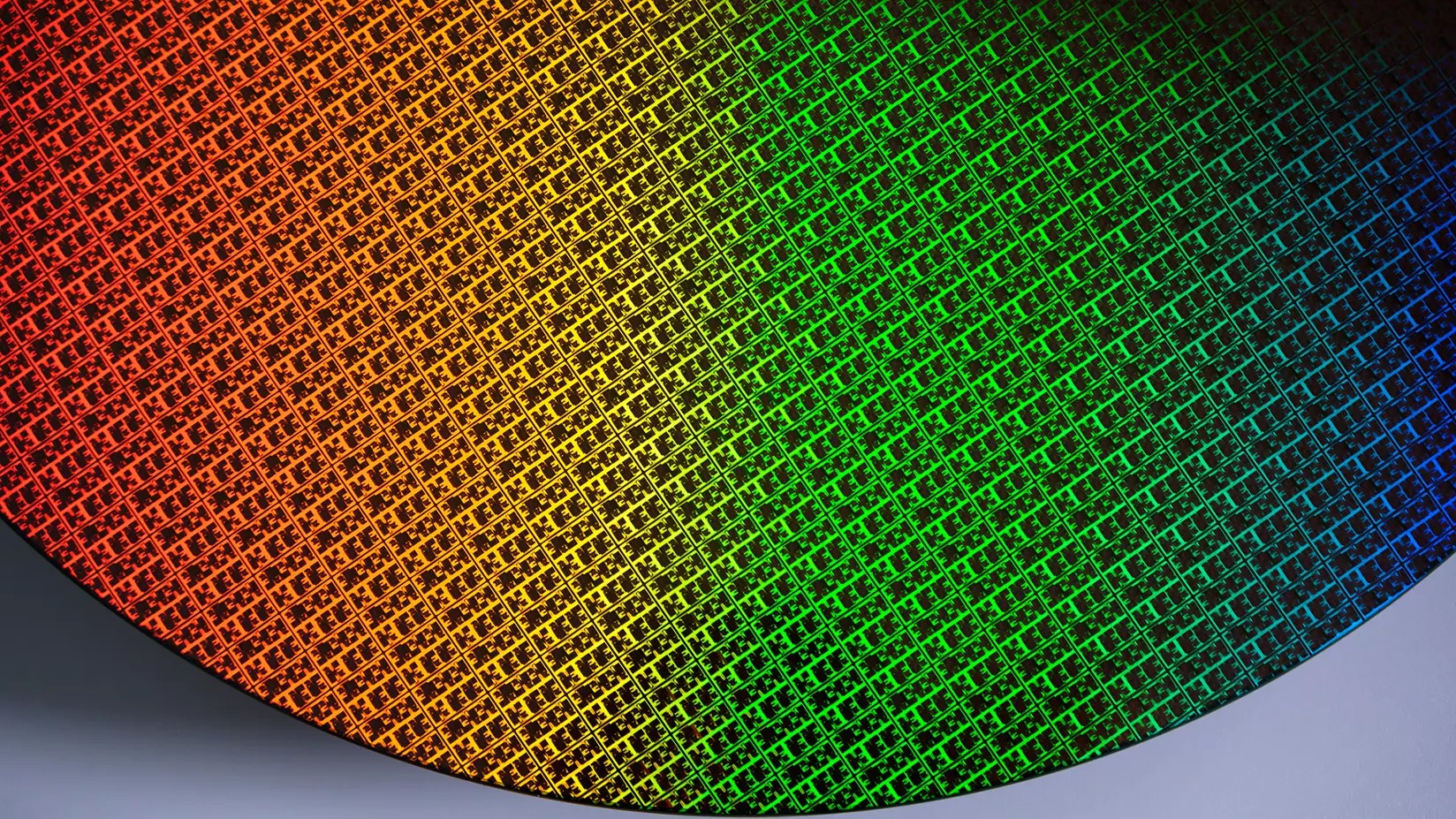 停在臨門一腳?傳 NVIDIA 暫緩 Intel 18A 製程量產計畫 - 電腦王阿達 英特爾宣布基於Intel 18A製程生產的處理器已完成製造並成功通電、啟動作業系統 - 電腦王阿達