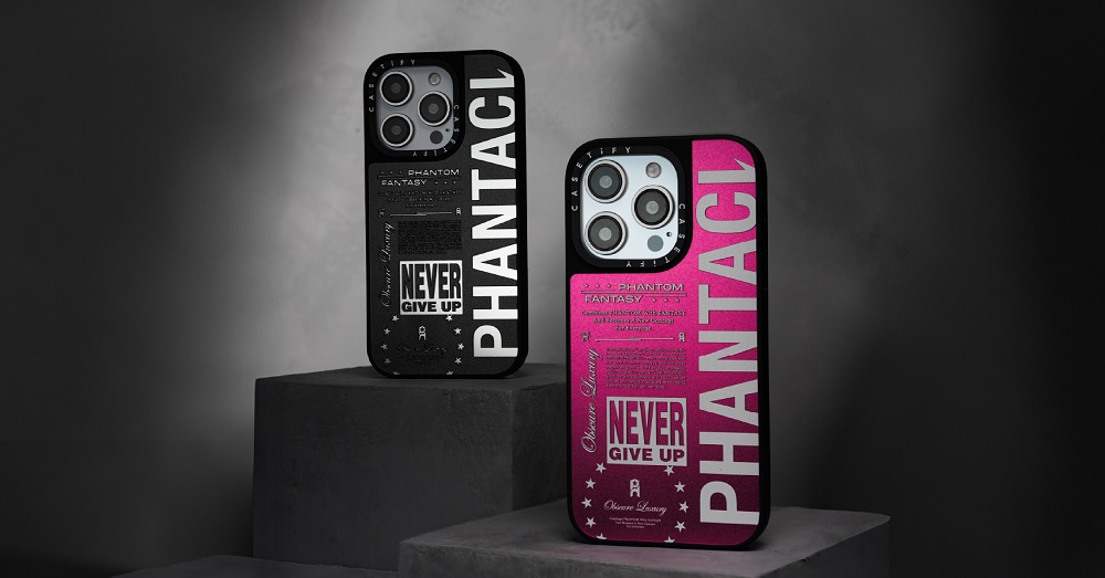 CASETiFY 與潮流品牌 PHANTACi 推出獨家聯名系列 將音樂化作時尚手機殼與配件 復刻旋律中的專屬記憶 - 電腦王阿達 PHANTACi 品牌主打色「桃紅色」、Logo 標誌以及品牌理呈現在 CASETiFY 鏡面手機殼上,提供經典黑色款展現低調內斂又不失時尚風範。