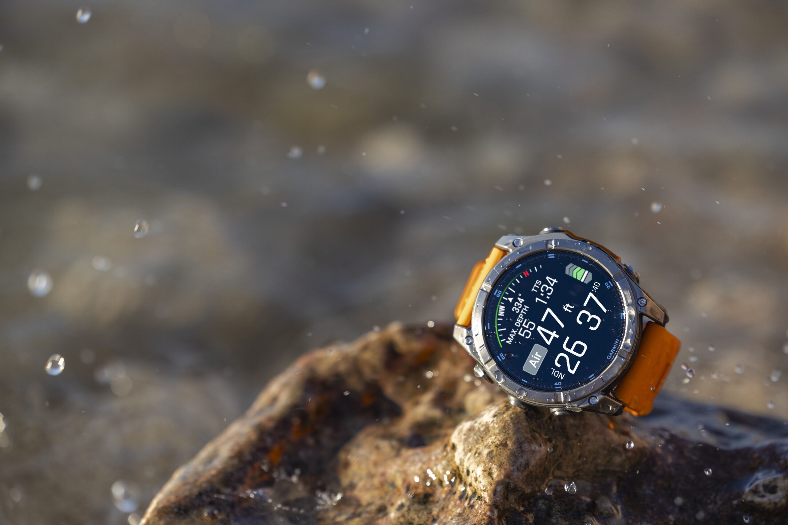 極限挑戰王者 Garmin fēnix 8 旗艦錶款為卓越而生! 量身打造專項運動肌力訓練,陸上水下全面備戰,做足準備成就極致表現 - 電腦王阿達 Garmin fēnix 8 內建全新休閒潛水模式與超過百種運動模式