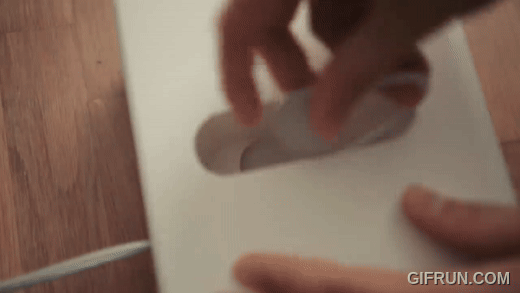 用 3D 列印打造 iPhone 待機模式專屬鬧鐘充電底座:免費設計圖開放下載 - 電腦王阿達 用 3D 列印打造 iPhone 待機模式專屬鬧鐘充電底座:免費設計圖開放下載 - 電腦王阿達