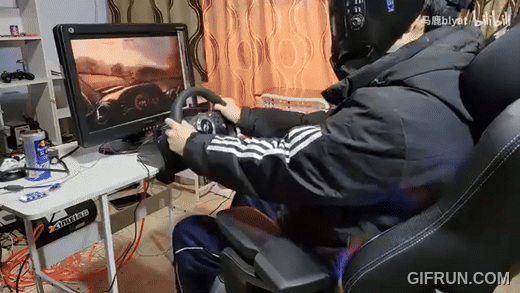 網友打造能夠實際體驗賽車體感的「飄移模擬器」 - 電腦王阿達 網友打造能夠實際體驗賽車體感的「飄移模擬器」 - 電腦王阿達