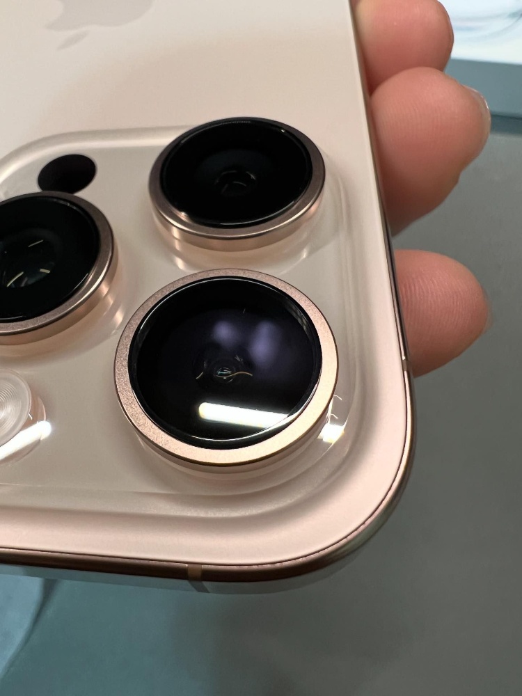 iPhone 16 Pro 螢幕觸控似乎有問題,多位用戶反應滑動、按下沒反應 - 電腦王阿達 iPhone 16 Pro 螢幕觸控似乎有問題,多位用戶反應滑動、按下沒反應 - 電腦王阿達