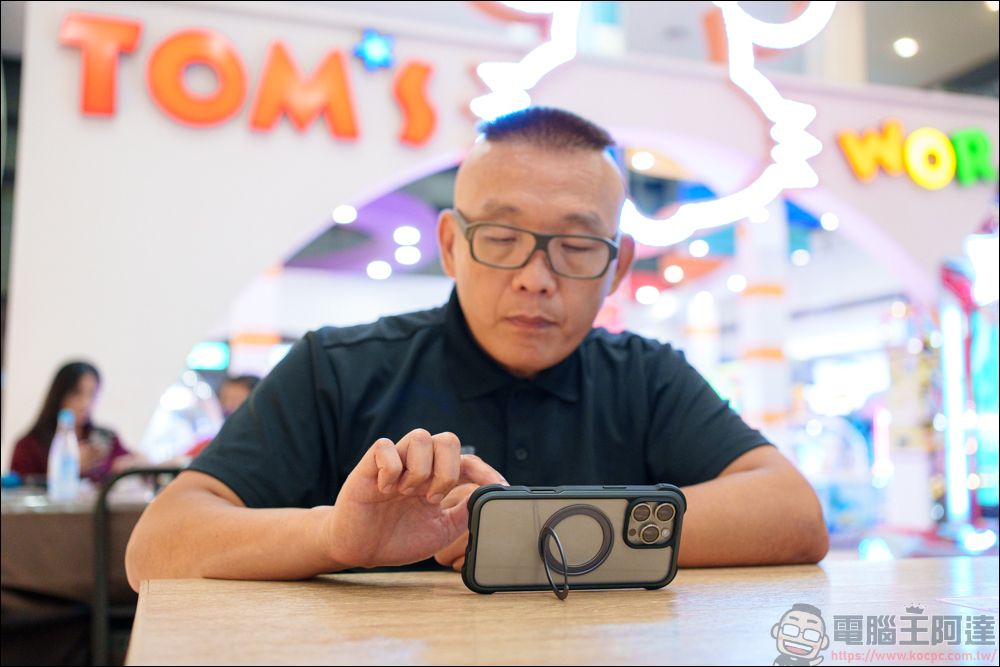 手機殼會影響 Wi-Fi 和 Cellular 網路訊號嗎? - 電腦王阿達 最強 iPhone 16 保護殼:MAGEASY Odyssey Stand M、MagStand 360 M 系列軍規防摔360度旋轉支架保護殼 - 電腦王阿達