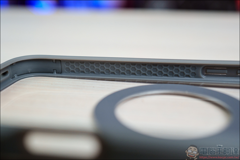 最強 iPhone 16 保護殼:MAGEASY Odyssey Stand M、MagStand 360 M 系列軍規防摔360度旋轉支架保護殼 - 電腦王阿達 最強 iPhone 16 保護殼:MAGEASY Odyssey Stand M、MagStand 360 M 系列軍規防摔360度旋轉支架保護殼 - 電腦王阿達