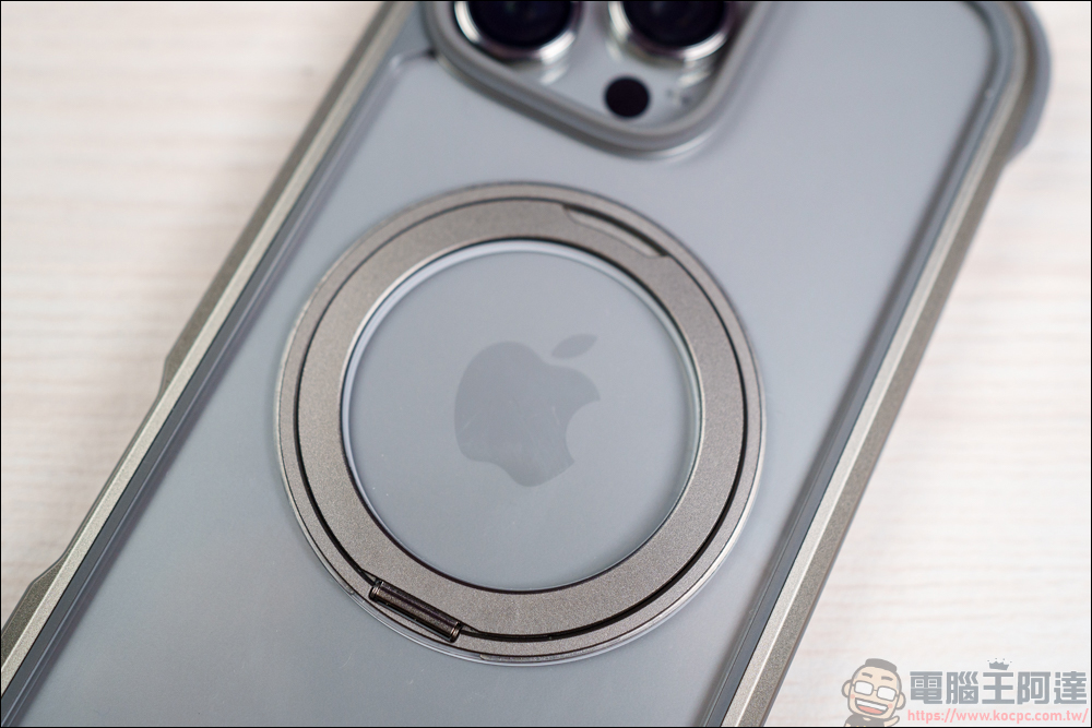 最強 iPhone 16 保護殼:MAGEASY Odyssey Stand M、MagStand 360 M 系列軍規防摔360度旋轉支架保護殼 - 電腦王阿達 最強 iPhone 16 保護殼:MAGEASY Odyssey Stand M、MagStand 360 M 系列軍規防摔360度旋轉支架保護殼 - 電腦王阿達