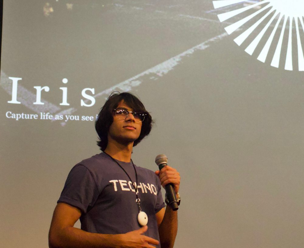 AI 穿戴設備「Iris」:打造你的個人記憶庫,記錄生活每一刻 - 電腦王阿達 AI 穿戴設備「Iris」:打造你的個人記憶庫,記錄生活每一刻 - 電腦王阿達