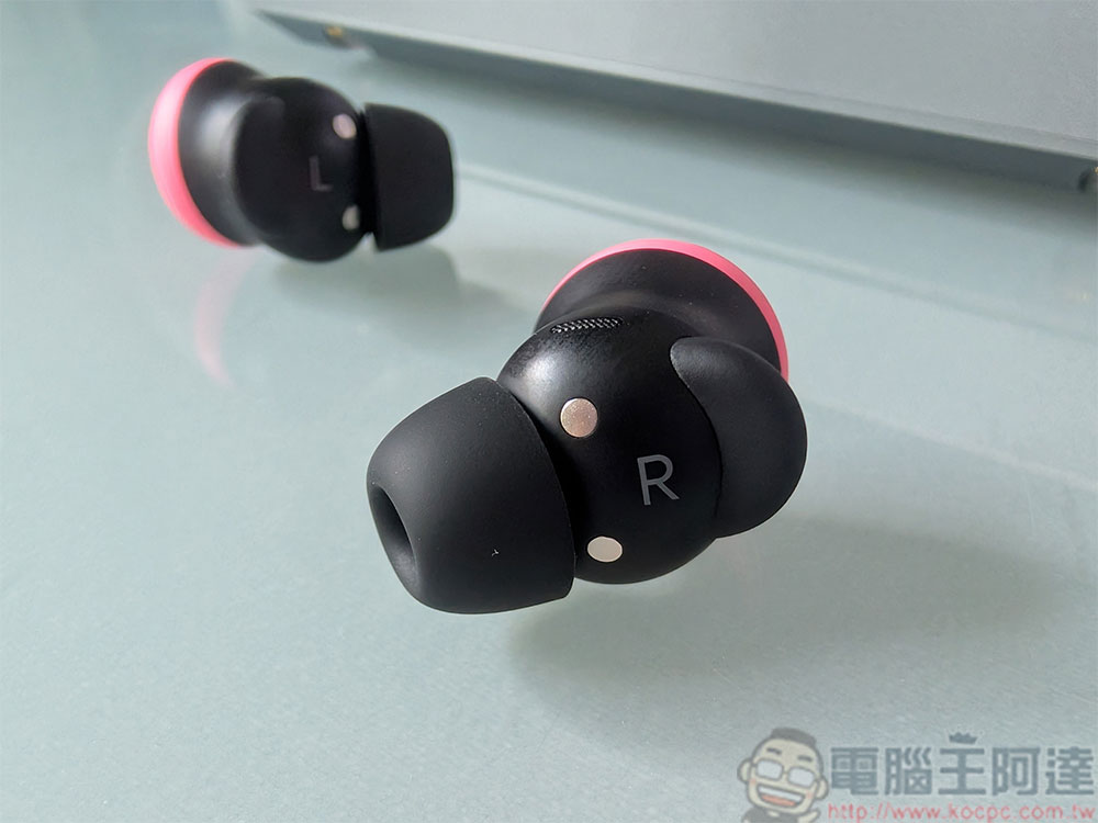 新的 Pixel Buds Pro 2 韌體正在推出,包含改進與新功能 - 電腦王阿達 Google Pixel Buds Pro 2 實測:體積更小,佩戴更舒適 - 電腦王阿達