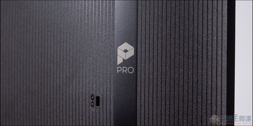 MSI PRO MP251 E2 開箱 - 04 MSI PRO MP251 E2 開箱 - 04